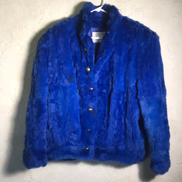 Gragg’s of Wichita Jackets & Blazers - Blue Fur Coat!!